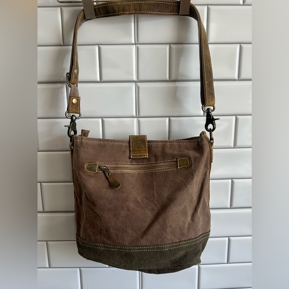 NEW Myra Bag Shoulder bag with regulator/ Neutral colors - Picture 6 of 12